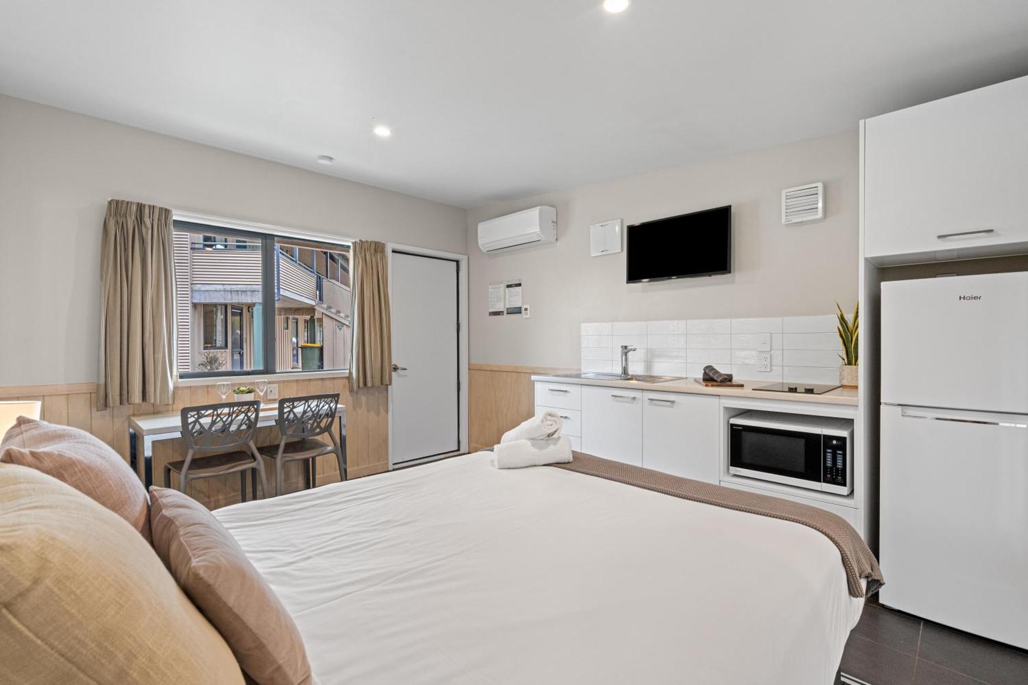 Tasman Holiday Parks - Christchurch Kültér fotó A studio apartment in Australia
